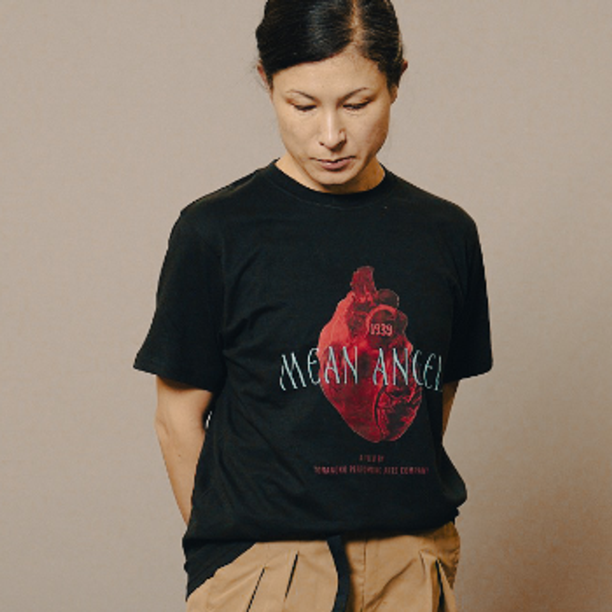 Heart "心臓" T-shirts